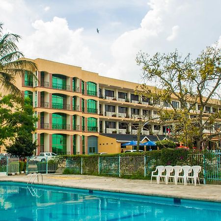 Lake View Resort Hotel Mbarara Екстер'єр фото