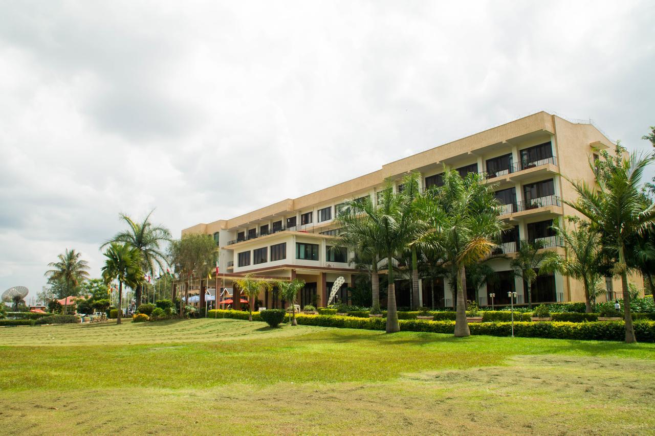 Lake View Resort Hotel Mbarara Екстер'єр фото