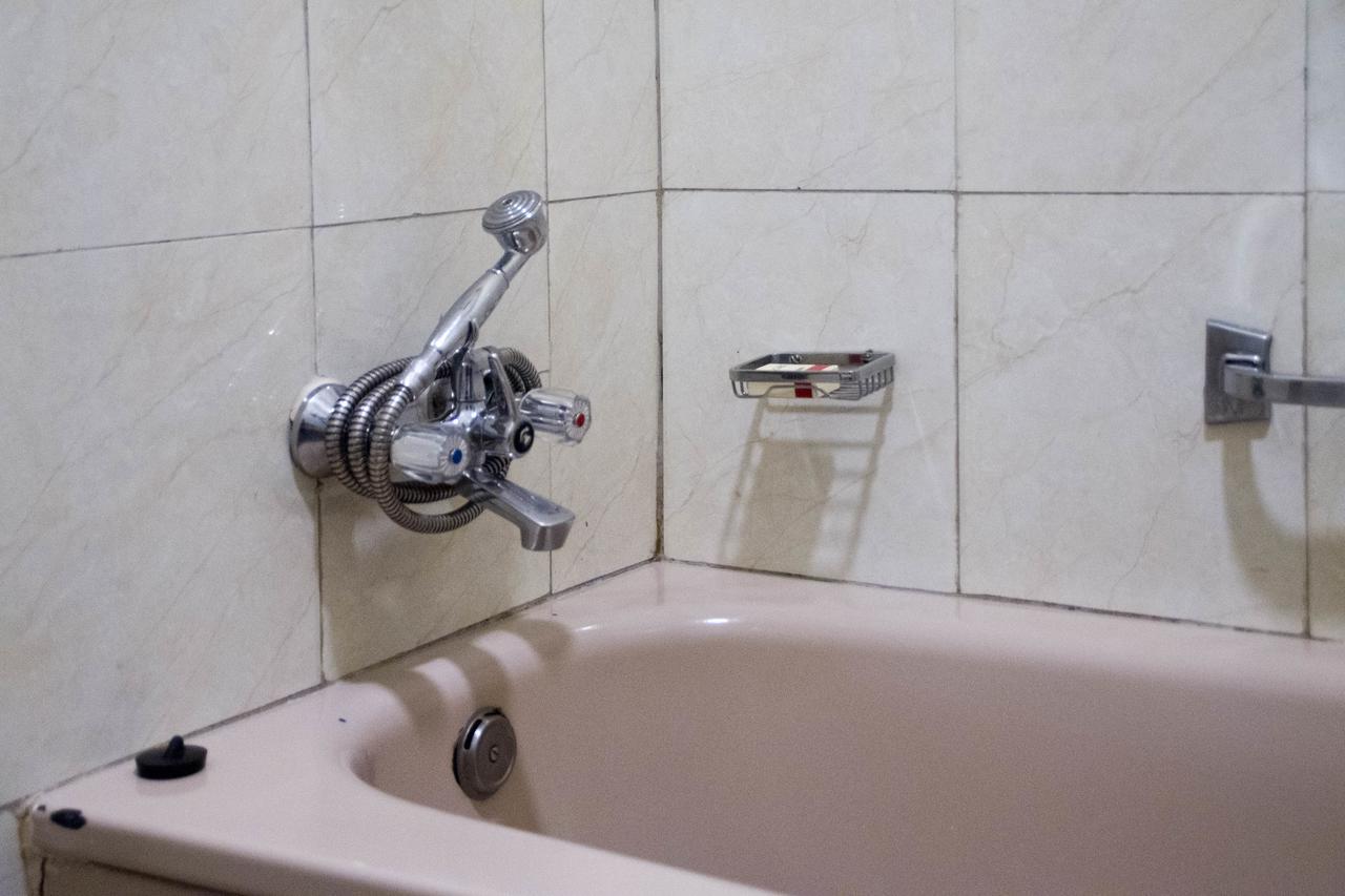 Lake View Resort Hotel Mbarara Екстер'єр фото
